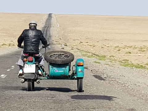 Motorradreise in Uzbekistan, die Kult Tour. Frühling 2022